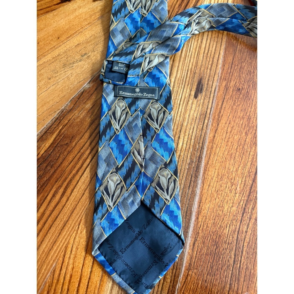 Ermenegildo Zegna Men's Necktie Blue Gray Tulip Floral Silk Designer Tie - Picture 2 of 2